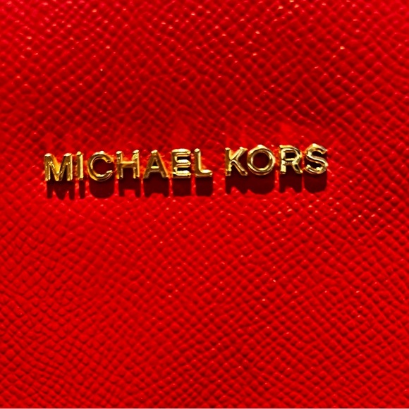 Michael Kors purse - Picture 8 of 9